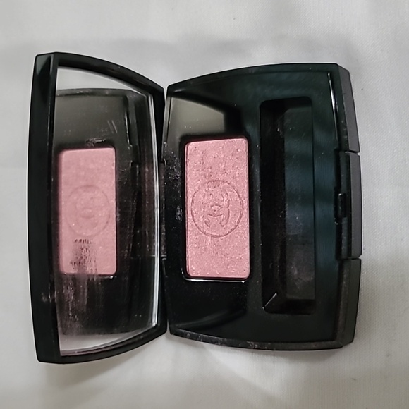 Chanel Ombre Essentielle soft touch eyeshadow. 55 Fizz - Picture 1 of 3